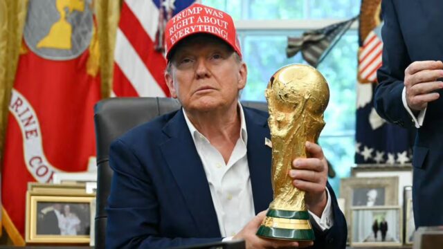 GOSSIP.CO.UK : Donald Trump's terror as World Cup fans chant