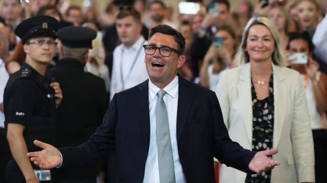 GOSSIP.CO.UK : What are Andy Burnham's political views - potential