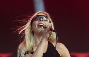 GOSSIP99 : Becky Hill breaks her silence on being booed on stage at TRNSMT festival after backlash to her only playing new music during set