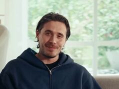 GOSSIP99 : Brooklyn Beckham sells his family out: Smirking star takes a swipe at his parents in pot-shot filled new post sponsored by fast-food delivery service