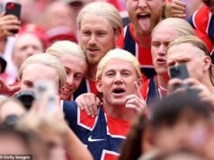 GOSSIP99 : Channing Tatum blends into a crowd of Norway fans in a blonde Erling Haaland wig at World Cup match after playing a lookalike in Nike short film