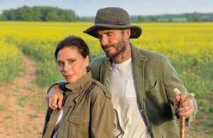 GOSSIP99 : David Beckham designed his £12M Cotswolds home ‘in a tribute to Queen Elizabeth II’ while chasing a knighthood