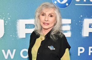 GOSSIP99 : Debbie Harry is still a blonde bombshell at 80 as she reunites with Blondie ex at Supergirl premiere