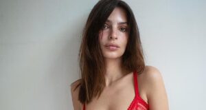 GOSSIP99 : Emily Ratajkowski details rampant sex life in the wake of her divorce as she shares X-rated details of her hook-ups in graphic new essay
