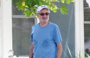 GOSSIP99 : Grease and Broadway star, 76, looks unrecognizable as he beautifies his home in LA… can you guess who he is?