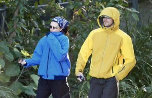 GOSSIP99 : It’s getting serious! Kendall Jenner and Jacob Elordi pictured going on a romantic walk in Byron Bay as she joins him in his native Australia to ‘celebrate his birthday with family and friends’