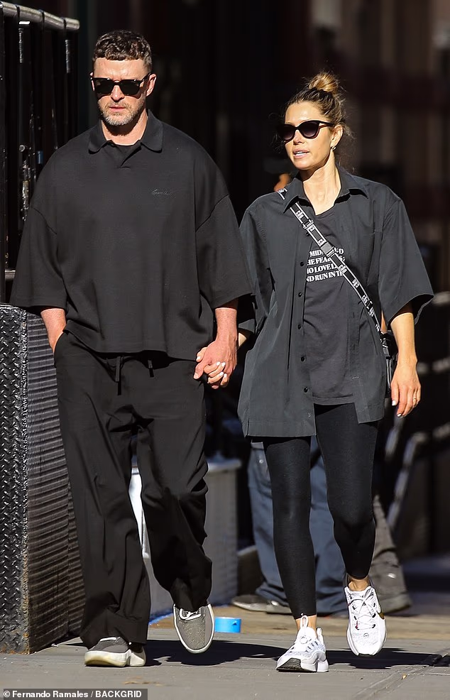 GOSSIP99 : Justin Timberlake and Jessica Biel put on united