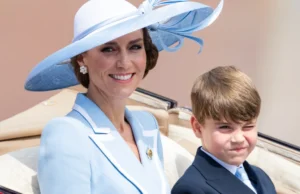 GOSSIP99 : Kate Middleton Matches With Princes George And Louis At Trooping The Colour