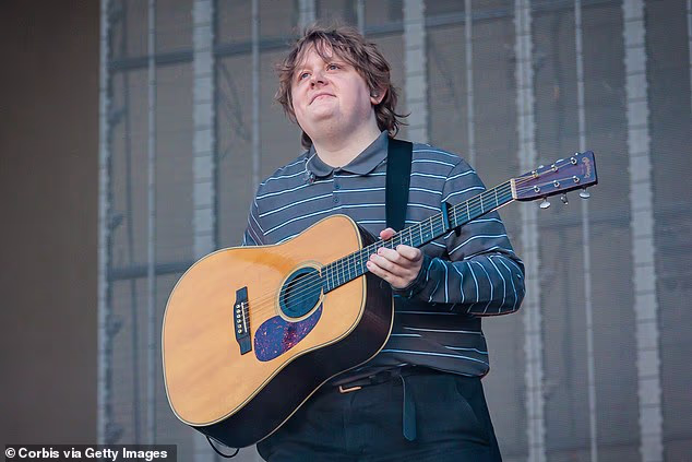 GOSSIP99 : Lewis Capaldi says it's 'good to be back'