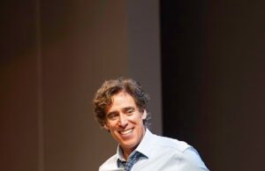 GOSSIP99 : Stephen Mangan wades into West End ticket price row and warns theatre could become ‘a playground for rich people’ as he hits out at audience behaviour and says they ‘don’t appreciate they’re in the same room’