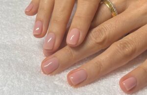 GOSSIP.CO.UK : 29 Natural Nail Designs That Feel Fresh And Clean For Summer