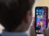 GOSSIP.CO.UK : Explosive study shows 85% of kids still accessing social media in Australia