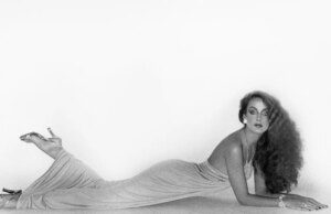 GOSSIP99 : From The Archive: Jerry Hall’s Best British Vogue Shoots From The 1970s