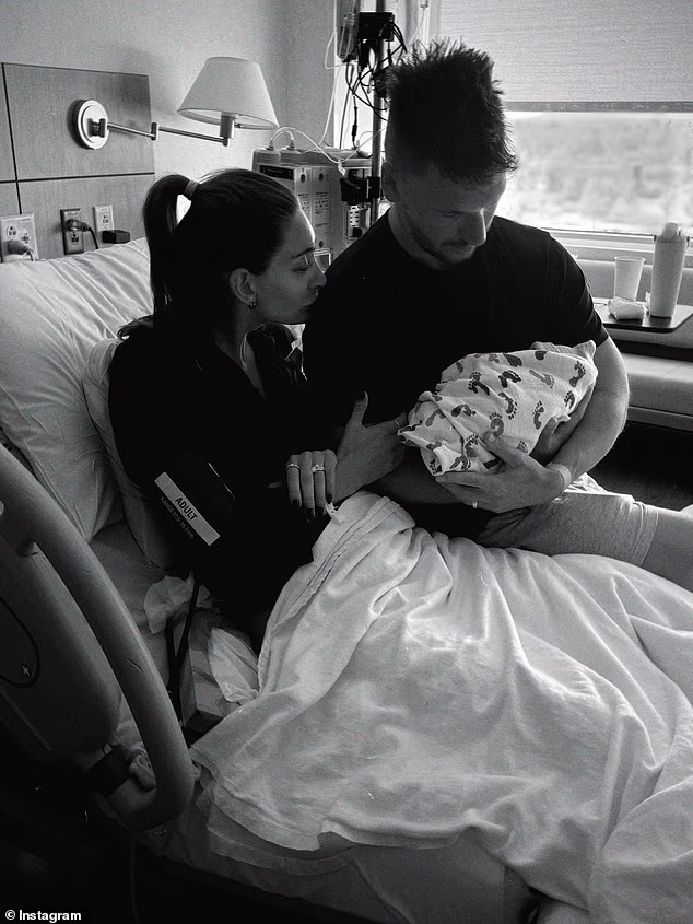GOSSIP.CO.UK : Influencer Leah Jay tragically loses her newborn daughter