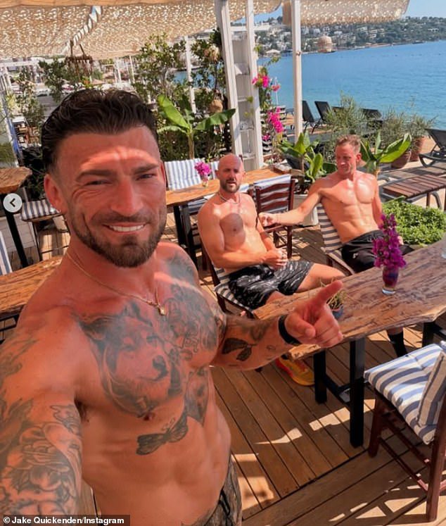 GOSSIP.CO.UK : Jake Quickenden ‘in talks for next series of Strictly Come Dancing’ as reality star moves forward following split from wife Sophie Church