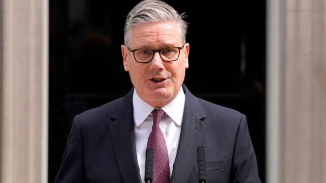 GOSSIP.CO.UK : Keir Starmer chokes up as he resigns as