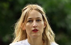 GOSSIP.CO.UK : Leelee Sobieski resurfaces on her 43rd birthday after ditching Hollywood and changing identity for new career
