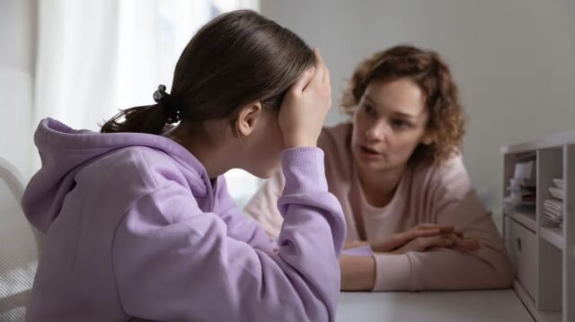 GOSSIP.CO.UK : 'Parents beg us for help with 'crack cocaine