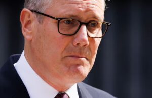 GOSSIP.CO.UK : Was Keir Starmer right to resign? Take our poll and have your say