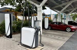 Tesla sucks! Handy vacuum cleaners have been spotted at some European Tesla Supercharger stalls Tesla sucks! Handy vacuum cleaners have been spotted at some European Tesla Supercharger stalls